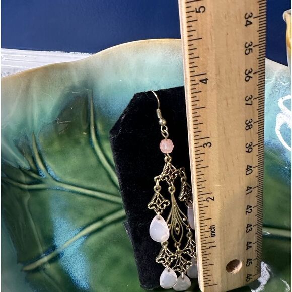 4” Vintage Chandelier Earrings Pink & Gold Tone - Picture 4 of 4